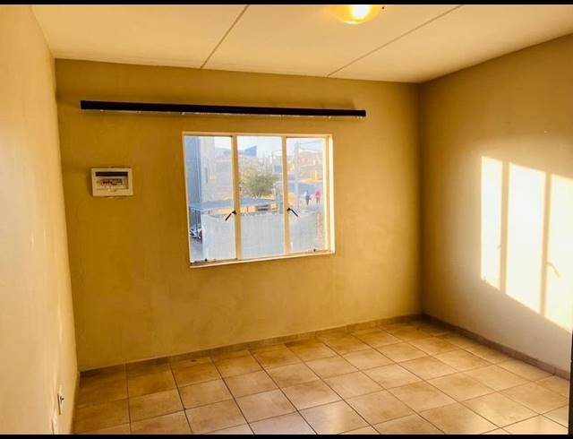 2 BEDROOM APARTMENT FOR SALE IN FLEURHOF